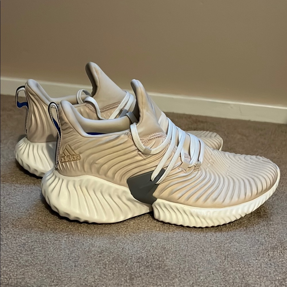 Adidas Alphabounce Instinct Beige and White Shoes- Men’s 7.5